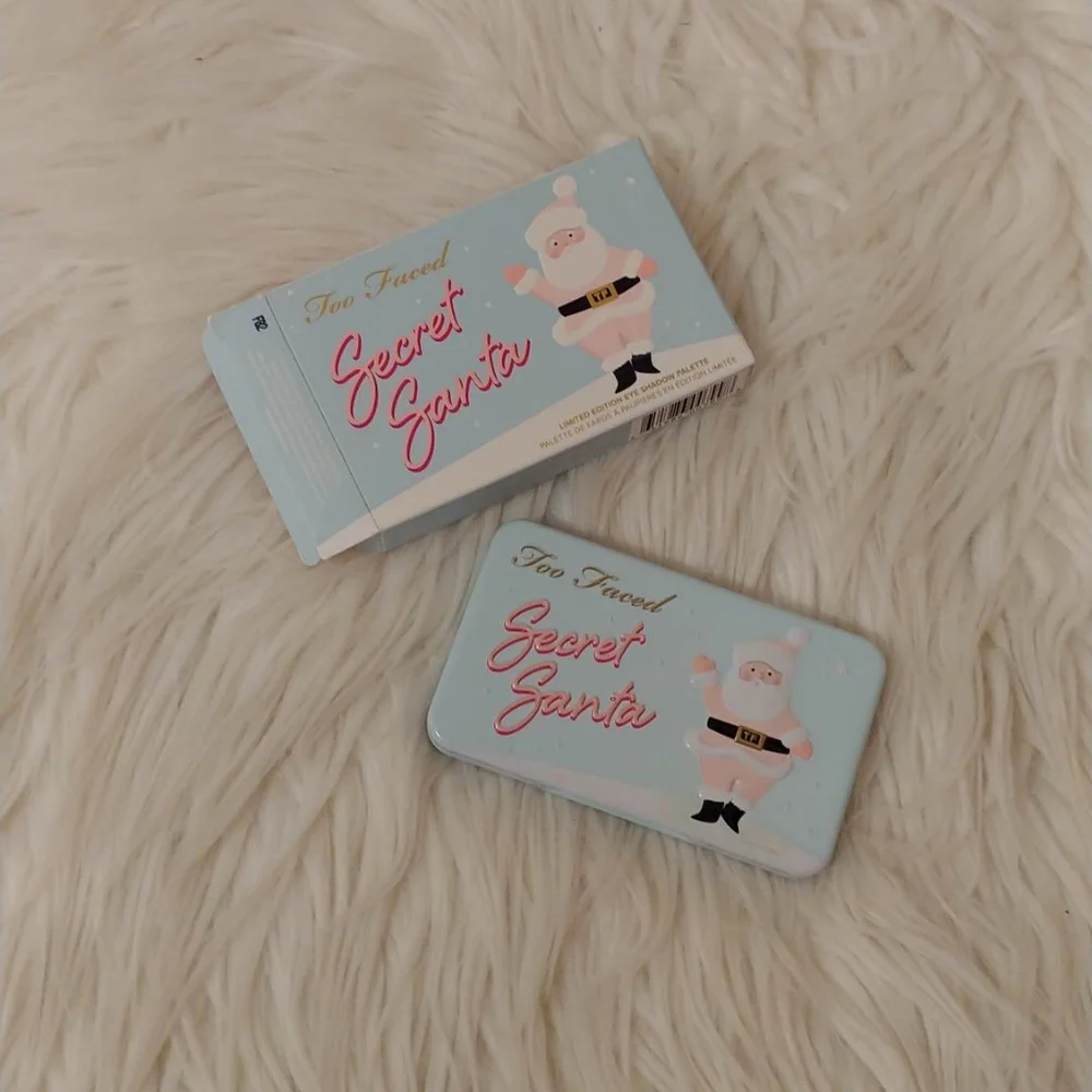 🎅FIRM! NWT TOO FACED SECRET SANTA EYESHADOW PALETTE (LIMITED EDITION)